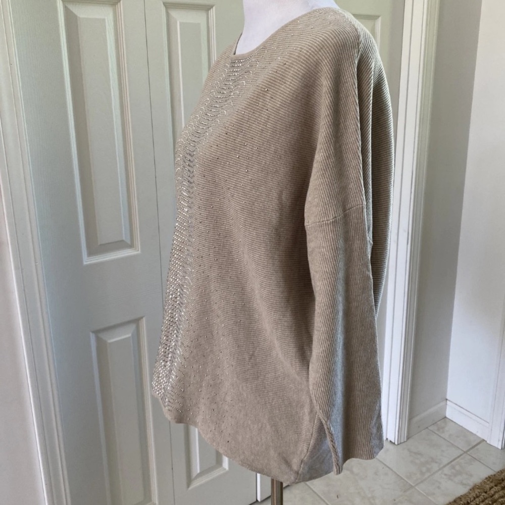 ๐บ 3/$25 ๐บ Vila Milano | Beige Rhinestone 3/4 Sleeve Ribbed Sweater | Womens Sz M - Picture 3 of 9